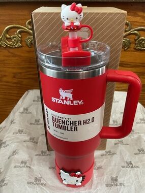 Stanley Red Quencher H2.0 Tumbler with Hello Kitty Accents